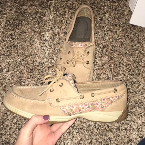 Floral sperrys size 8.5! - Picture 2 of 3